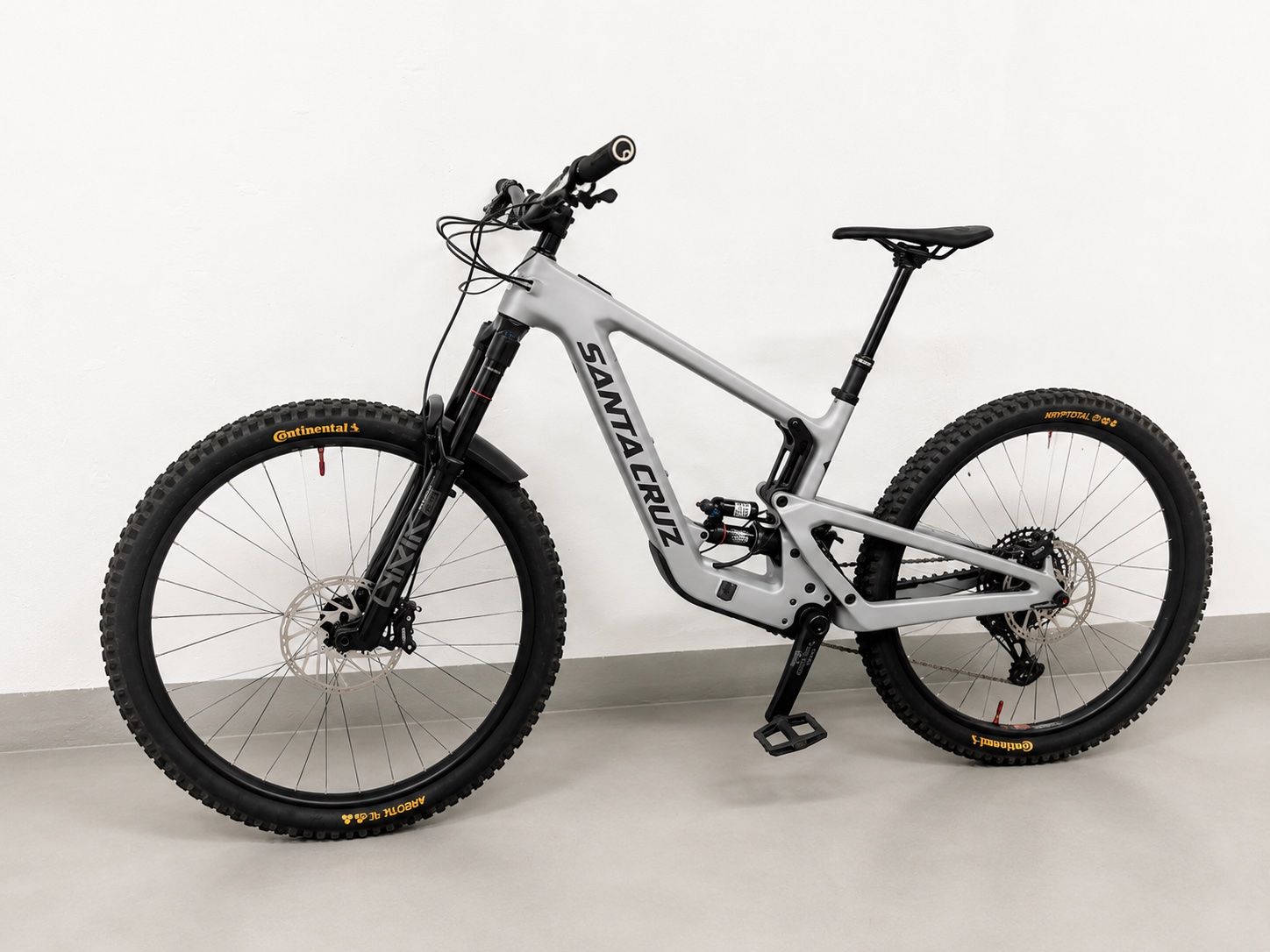 Santa Cruz Biciclette: Santa Cruz Heckler SL – Usato da Wallisellen venduto da vs92