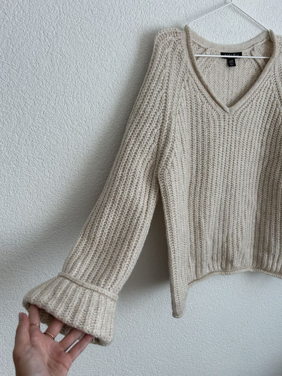 Pullover & Sweatshirts: Damen Pullover Amisu beige V-Ausschnitt  – Gebraucht aus Chur von faja7000 2