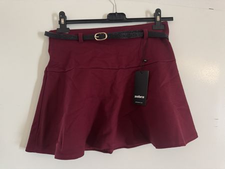 Mini jupe / Rock Gr. M mit Gürtel, NEU