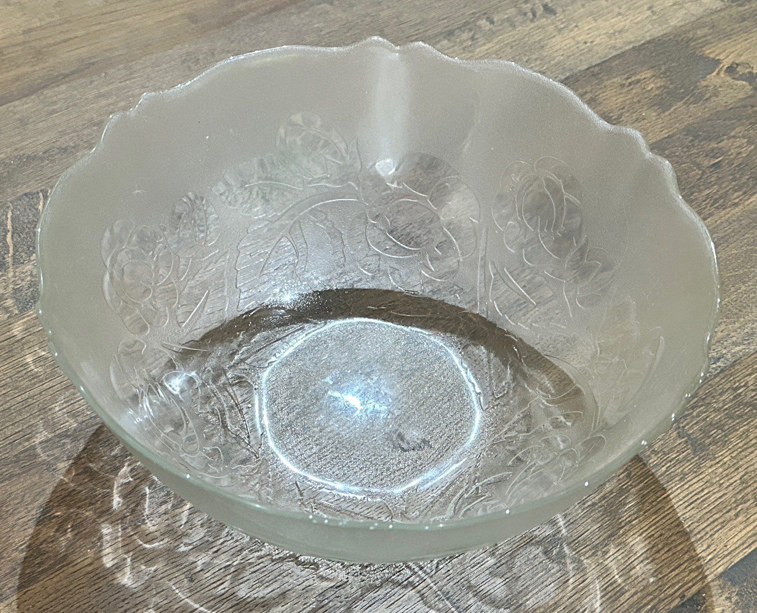 Schalen: Glasschale mit Rosenmuster, Durchmesser ca. 30 cm – Gebraucht aus Auw von beretta1966 4