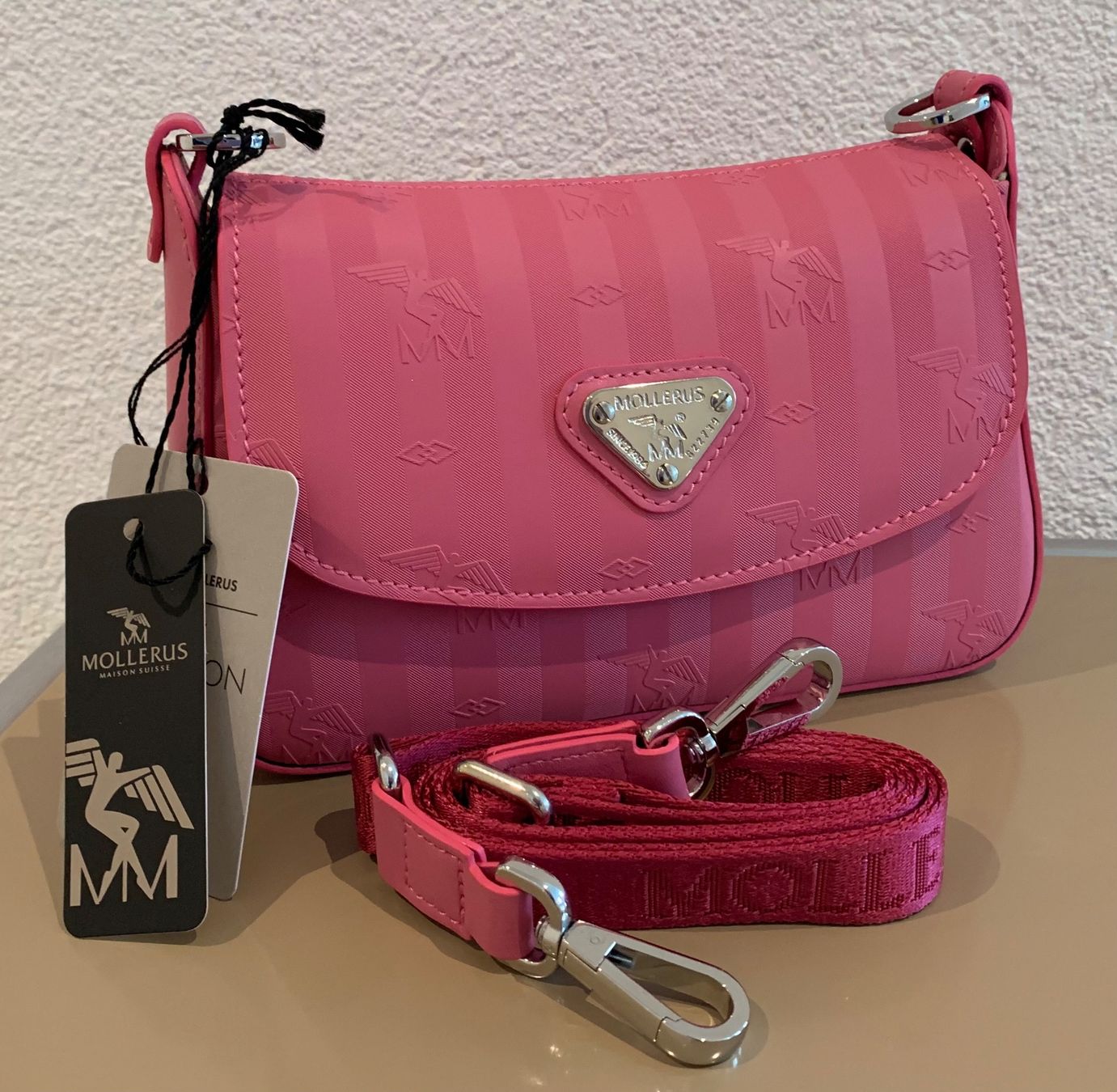 Maison Mollerus Borse da donna: MAISON MOLLERUS Pizy bubble silber, NEU – Nuovo e nell'imballaggio originale da Mettmenstetten venduto da srca