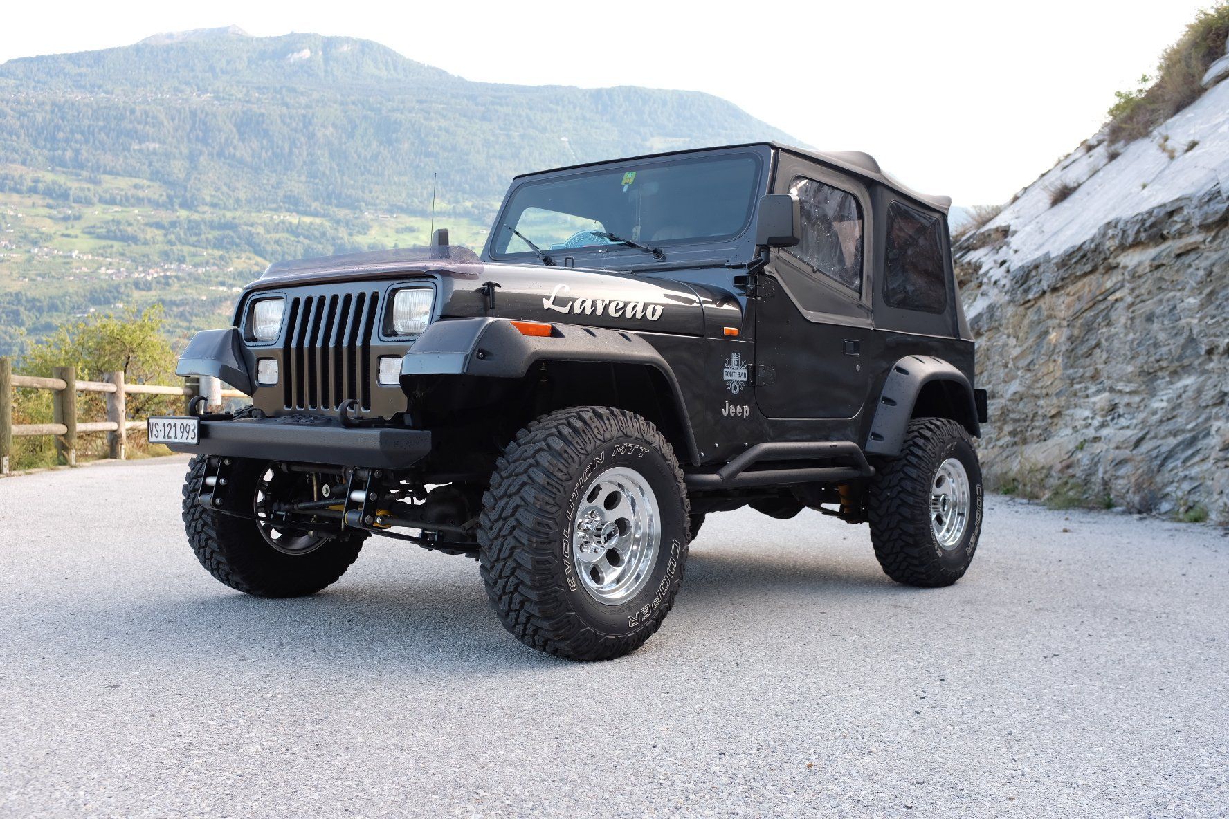 Jeep Automobili: Jeep Wrangler YJ 4.0l – Usato da Ardon venduto da Olivier12