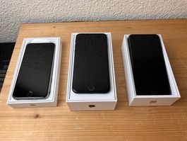 3 Stk. Apple iPhone 6s, 7 & SE, z.T. in OVP, guter Zustand
