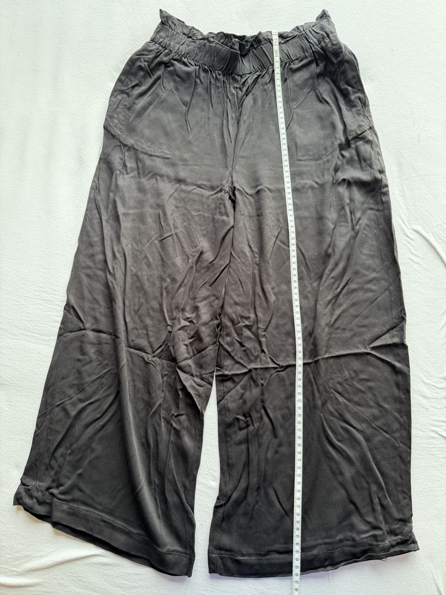 Only Pantaloni: Only Stoffhose / M – Usato da Kleinandelfingen venduto da lau_10 2
