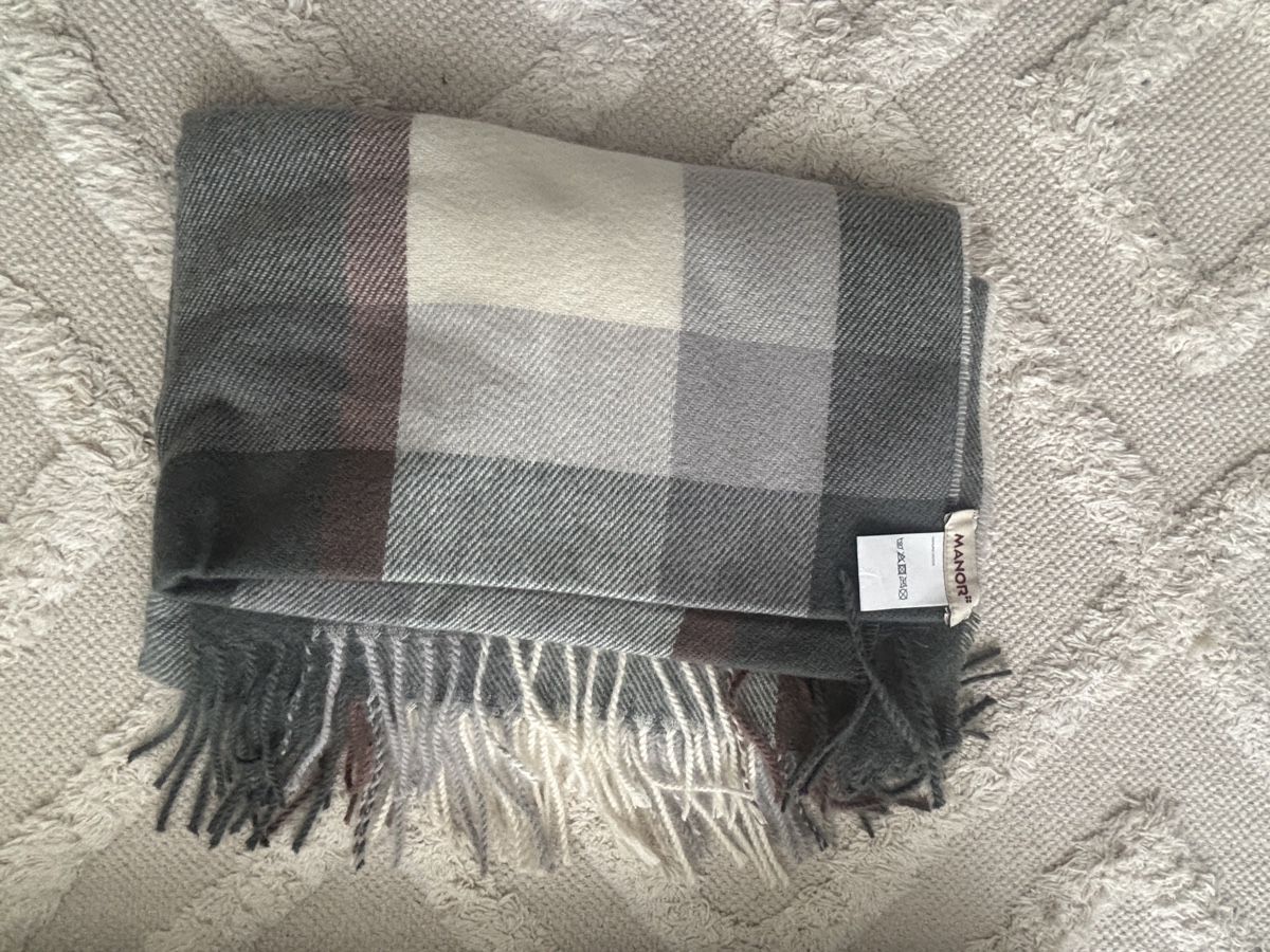 Manor Foulards, Tücher & Schals: Schal von Manor – Neu (gemäss Beschreibung) aus Dietikon von nic_5vks