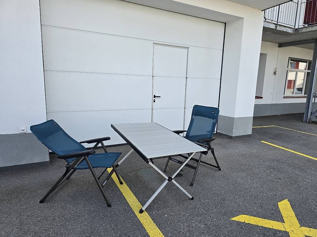 Tischset: Table et chaises de camping – Gebraucht aus Botterens von sabrinamlrd 4