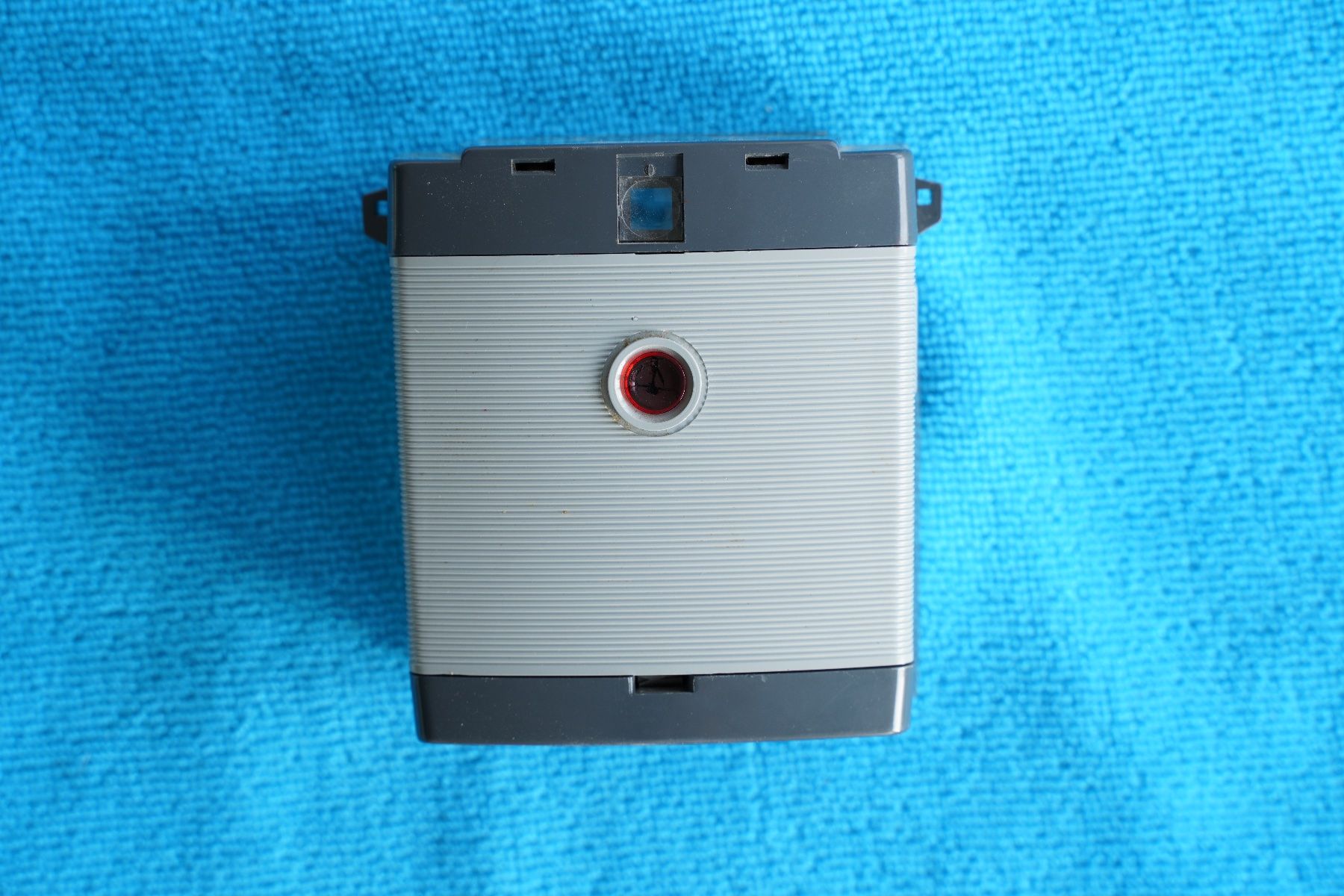 Kodak Fotocamera: Brownie Fiesta Camera + Hülle – Difettoso da Dagmersellen venduto da sim_zqh8 3