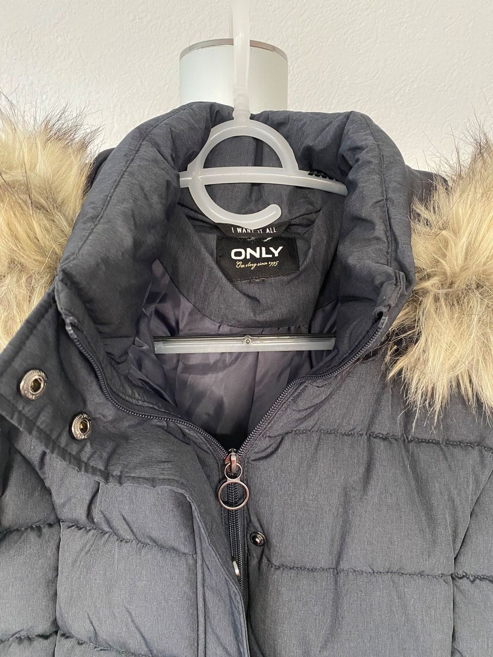 Only Giacche: Winterjacke Damen ONLY Gr. M, NEU! – Nuovo (secondo la descrizione) da Uster venduto da Aragog 2