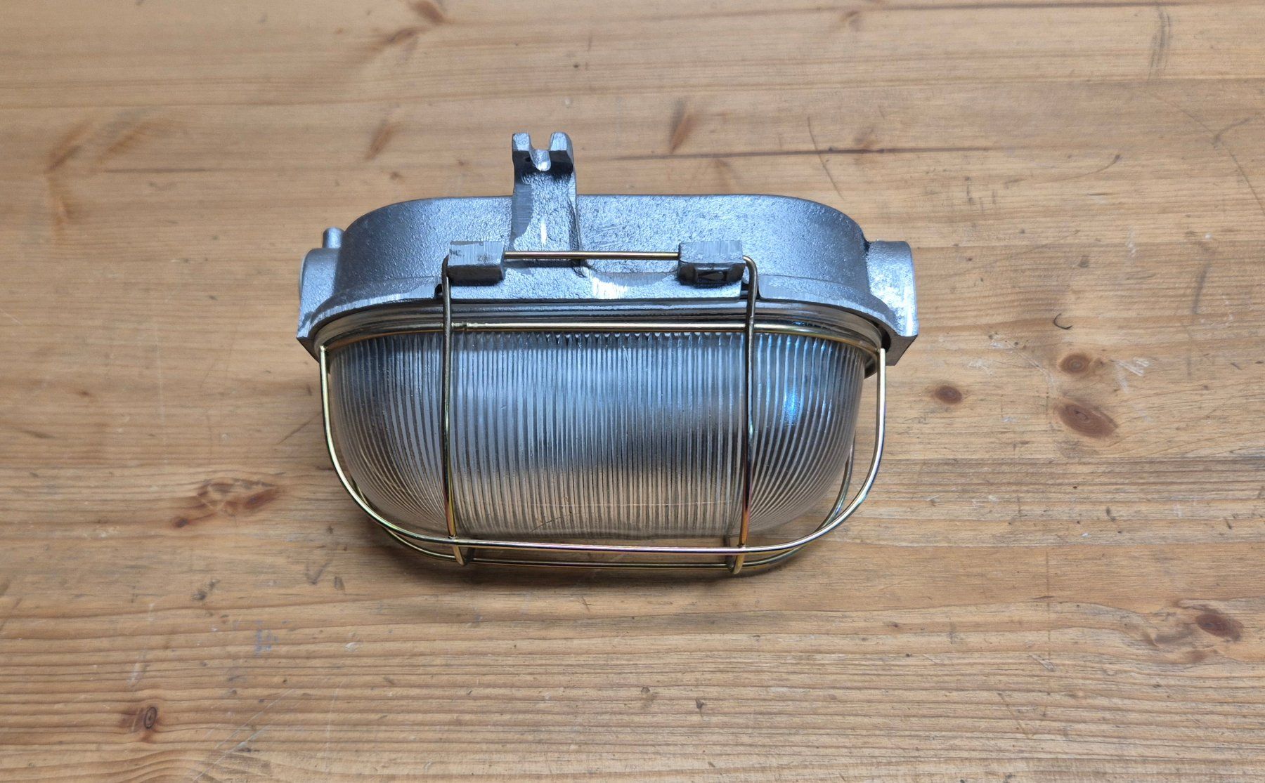 Lampes: Bunkerlampe, Keller, Industrielook, Vintage, LED – D'occasion à Trachslau par idlon 2