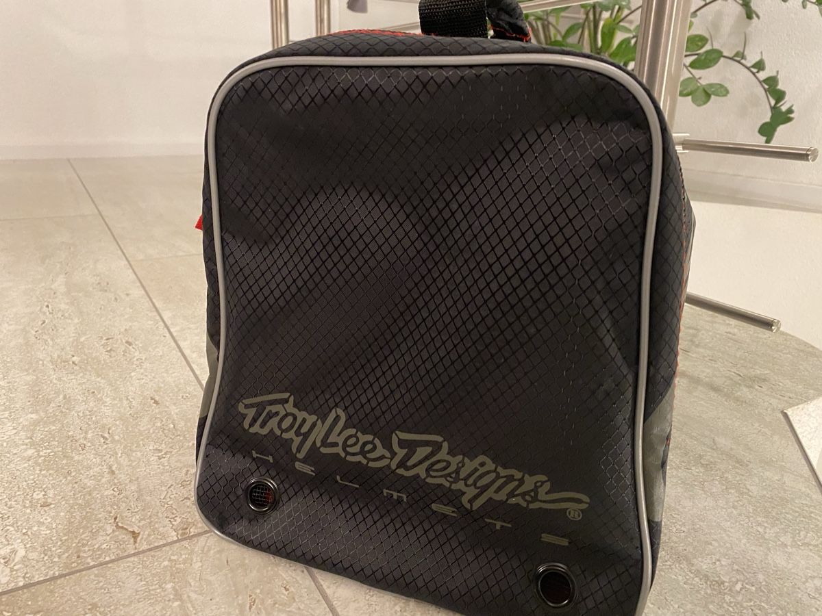 Troy Lee Caschi & visiere: Troy Lee Designs Helm Gr S – Usato da Birrwil venduto da Bendegriz 2