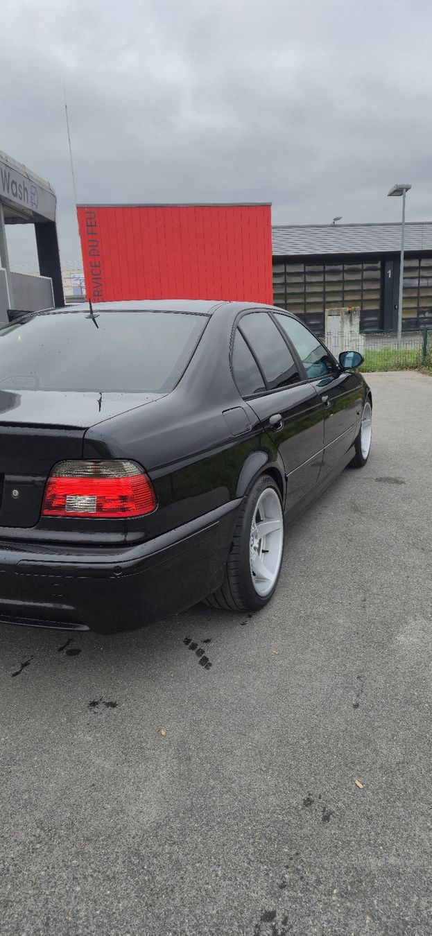 BMW Autos: BMW 530i phase 2 manuel – Gebraucht aus Orbe von Gal_jb8w 3