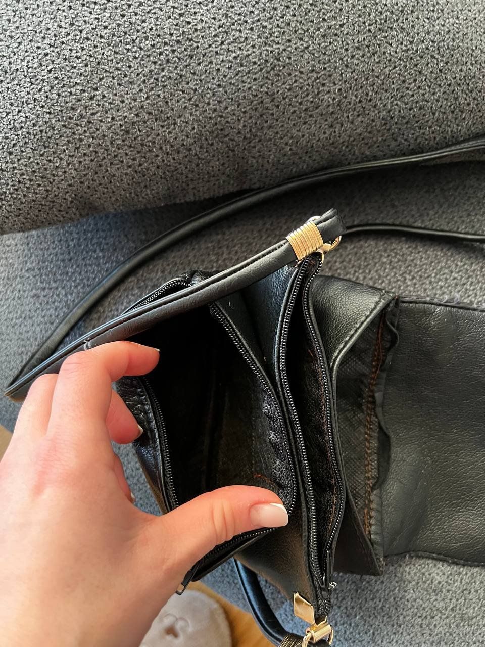 Taschen für Damen: Leder Tasche – Gebraucht aus Riehen von edu_92w7 5