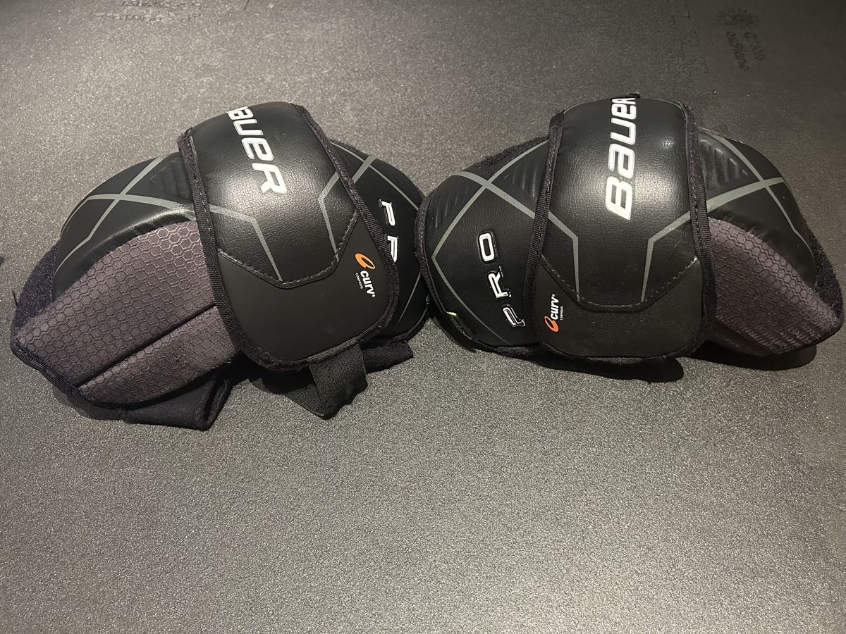 Bauer Schutz & Schoner: Bauer PRO Goalie Knieschoner Intermediate (INT) – Gebraucht aus Neuheim von 11butzero 3