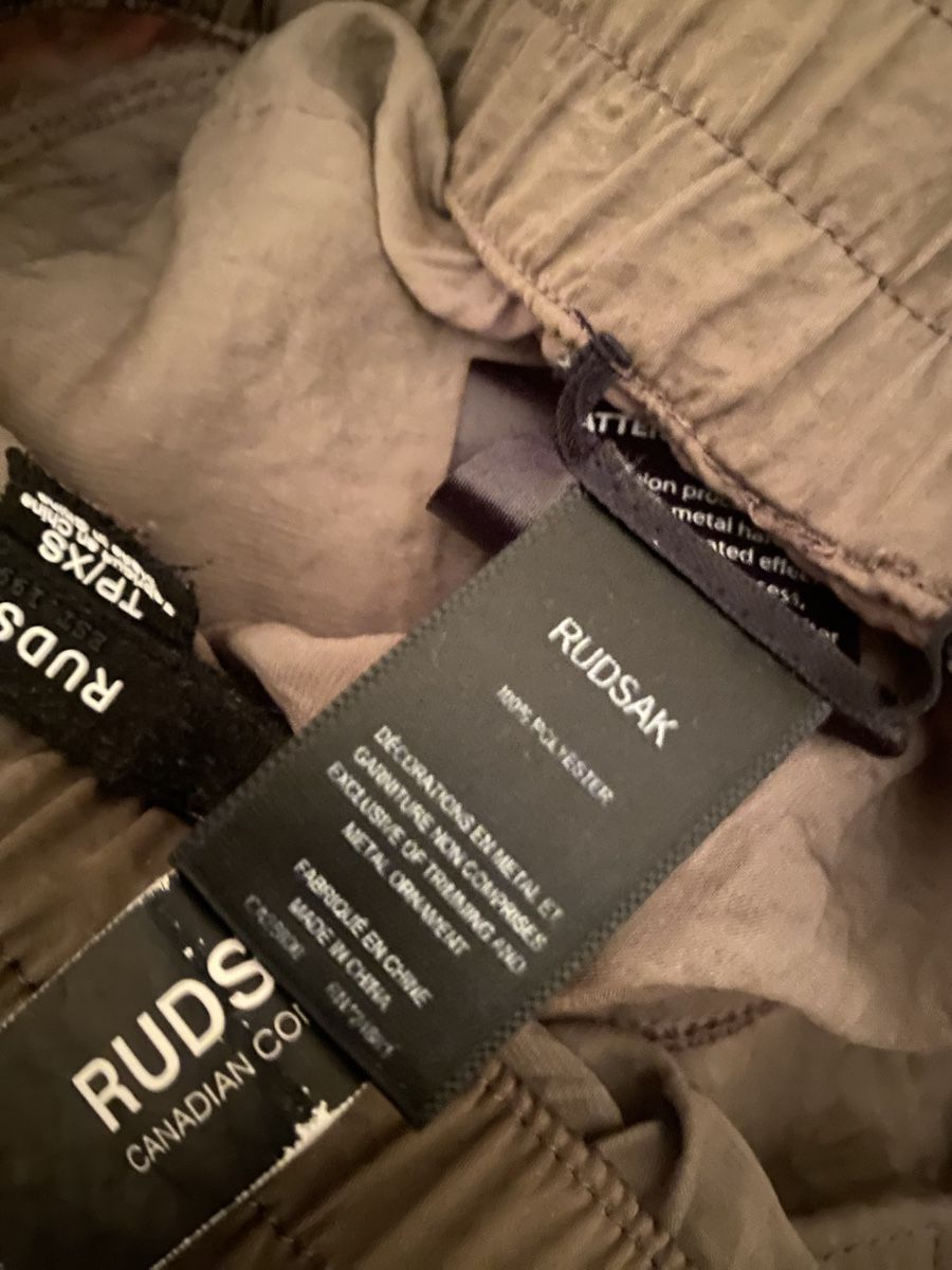 Pantaloni: Olive Green Cargo Pants – Usato da Dietikon venduto da Tdaf33 3