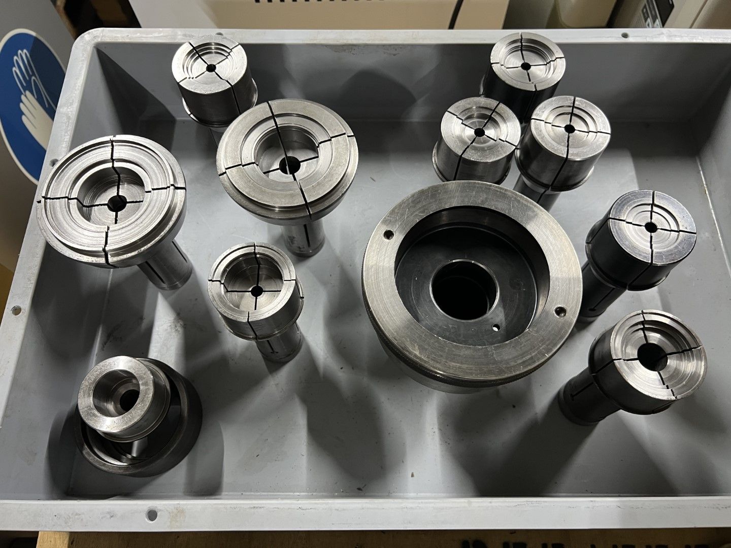 Altro per industria metallurgica: F38 Glockenzangen – Usato da Zuchwil venduto da dragosmd-maschinen