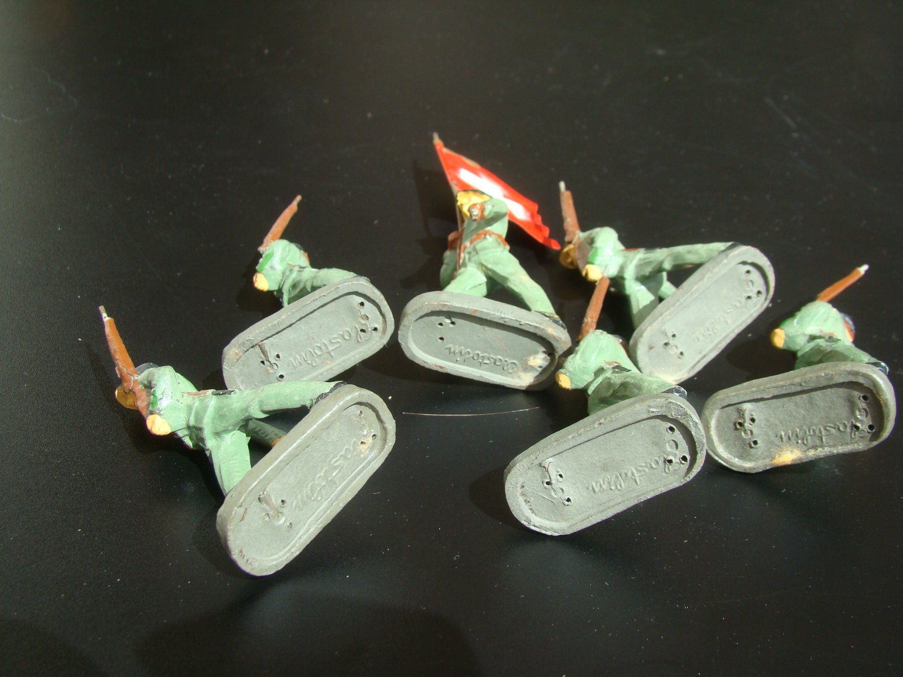 Statuette: 6 Figuren Elastolin & Lineol Schweizer Armee uralt – Usato da Walzenhausen venduto da Vanquish711 7