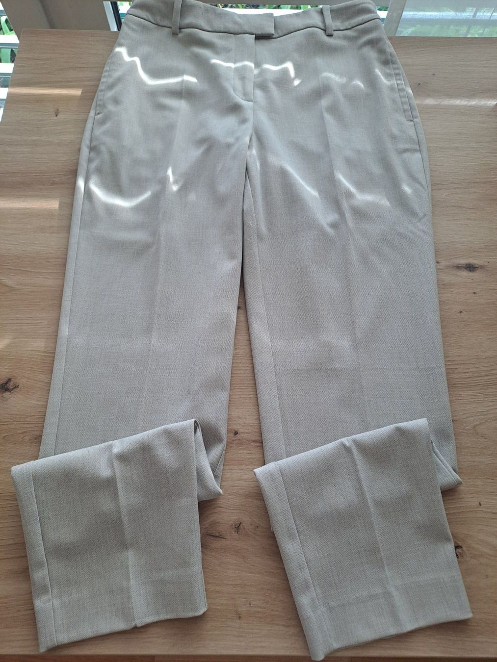 C&A Pantaloni: Bundfalten-Hose beige C&A 36 – Nuovo (secondo la descrizione) da Volketswil venduto da ronbons 5