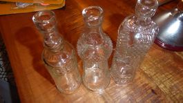 3 herzige Vintage Flaschen (ca 17cm)