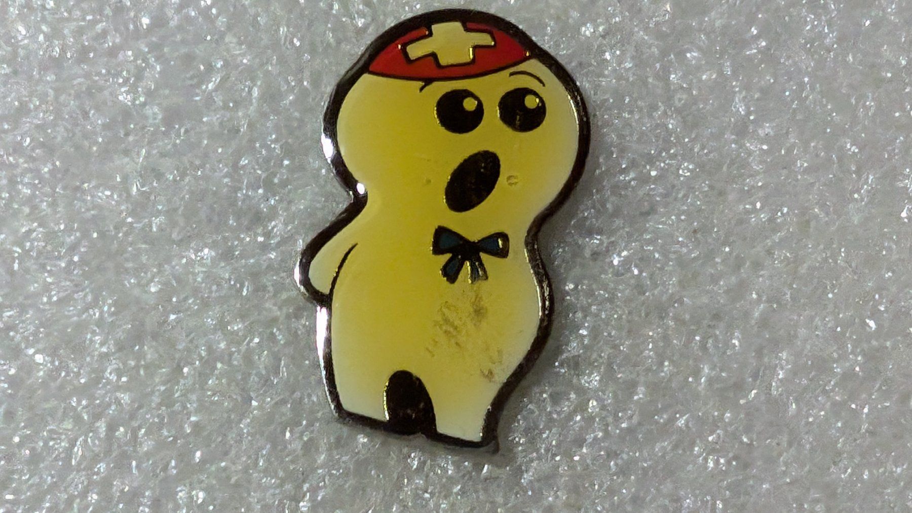 Placchette & Badge: Ansteckpin 215: Maga Bio – Usato da Oppligen venduto da Pin-Fall-Shop
