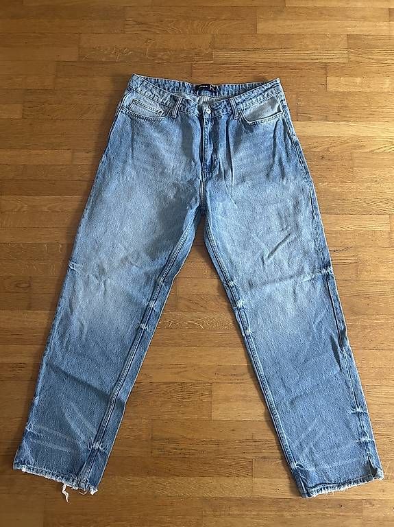 Jeans: favela blue jeans – Usato da Hünenberg See venduto da broglisvintage