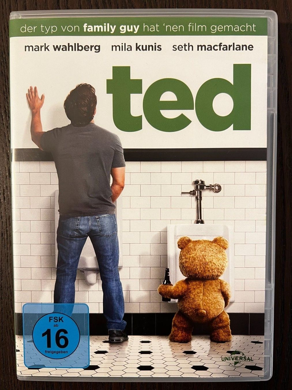 Tutti i DVDs: Ted – Usato da Zürich venduto da FilmFreunde