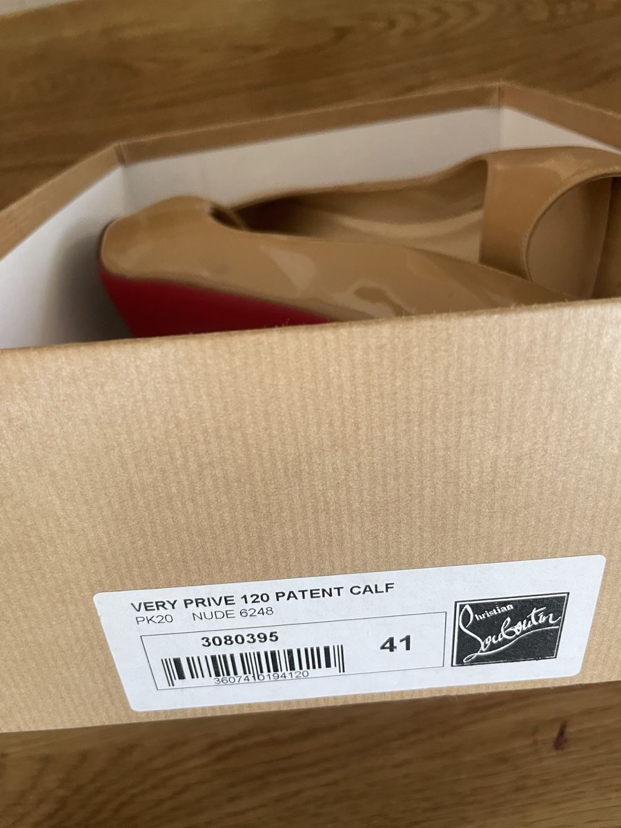 Christian Louboutin Scarpe da donna: Louboutin Gr.41 Modell very prive – Usato da Au ZH venduto da Daiga 3