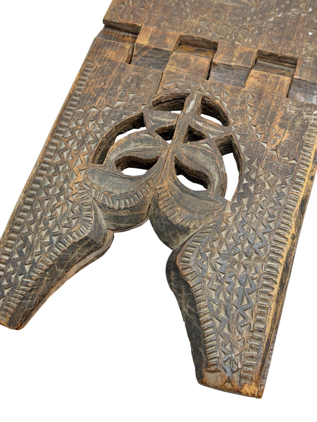 Sculptures & Statues: Porte coran teck sculpté motifs géométrique, Java, Indonésie – D'occasion à Morges par DidisLuxeFinds 6