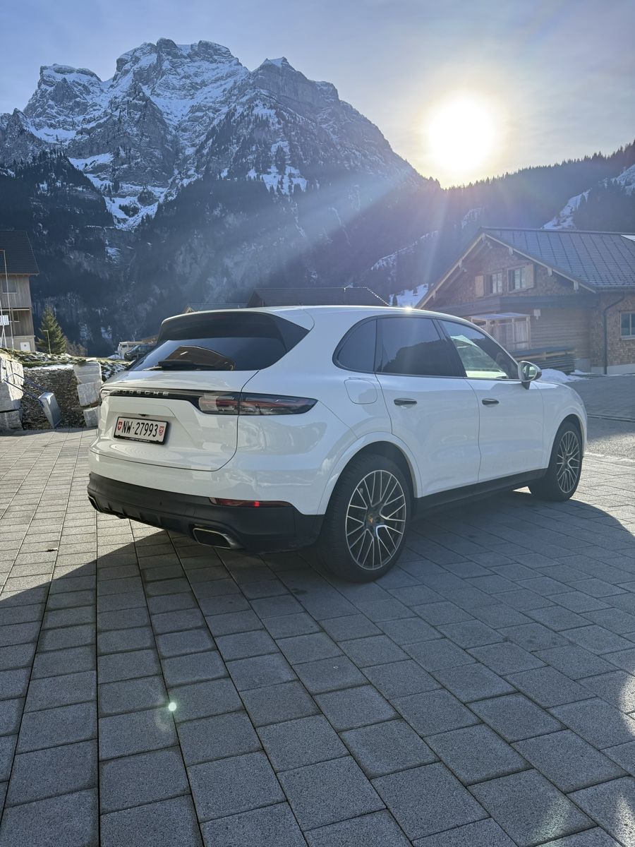 Porsche Automobili: Porsche Cayenne – Usato da Oberrickenbach venduto da tim_stq6 2
