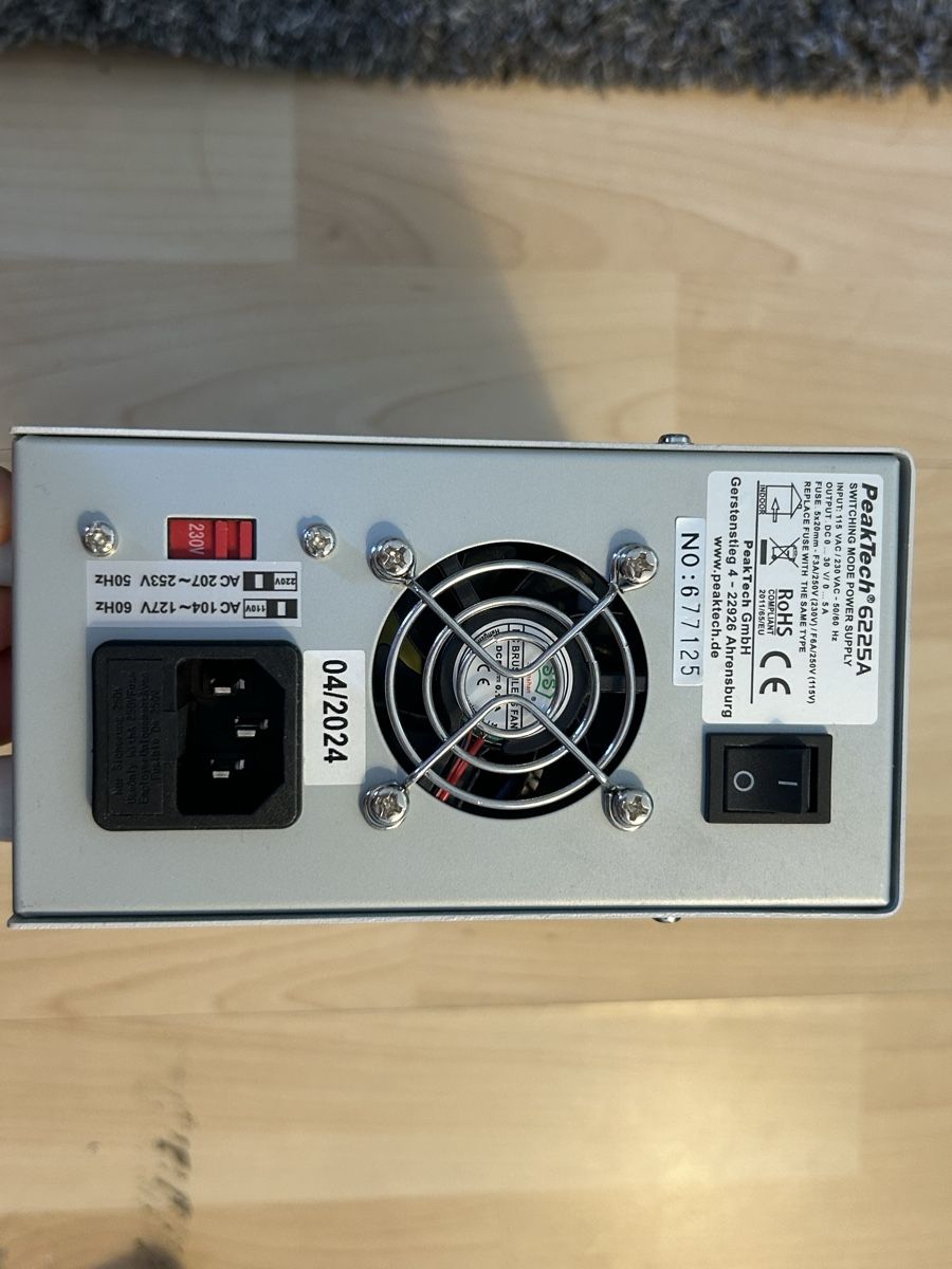 Elettrotecnica: PeakTech 6225 A Netzteil – Nuovo (secondo la descrizione) da Zürich venduto da Maurus_1 2
