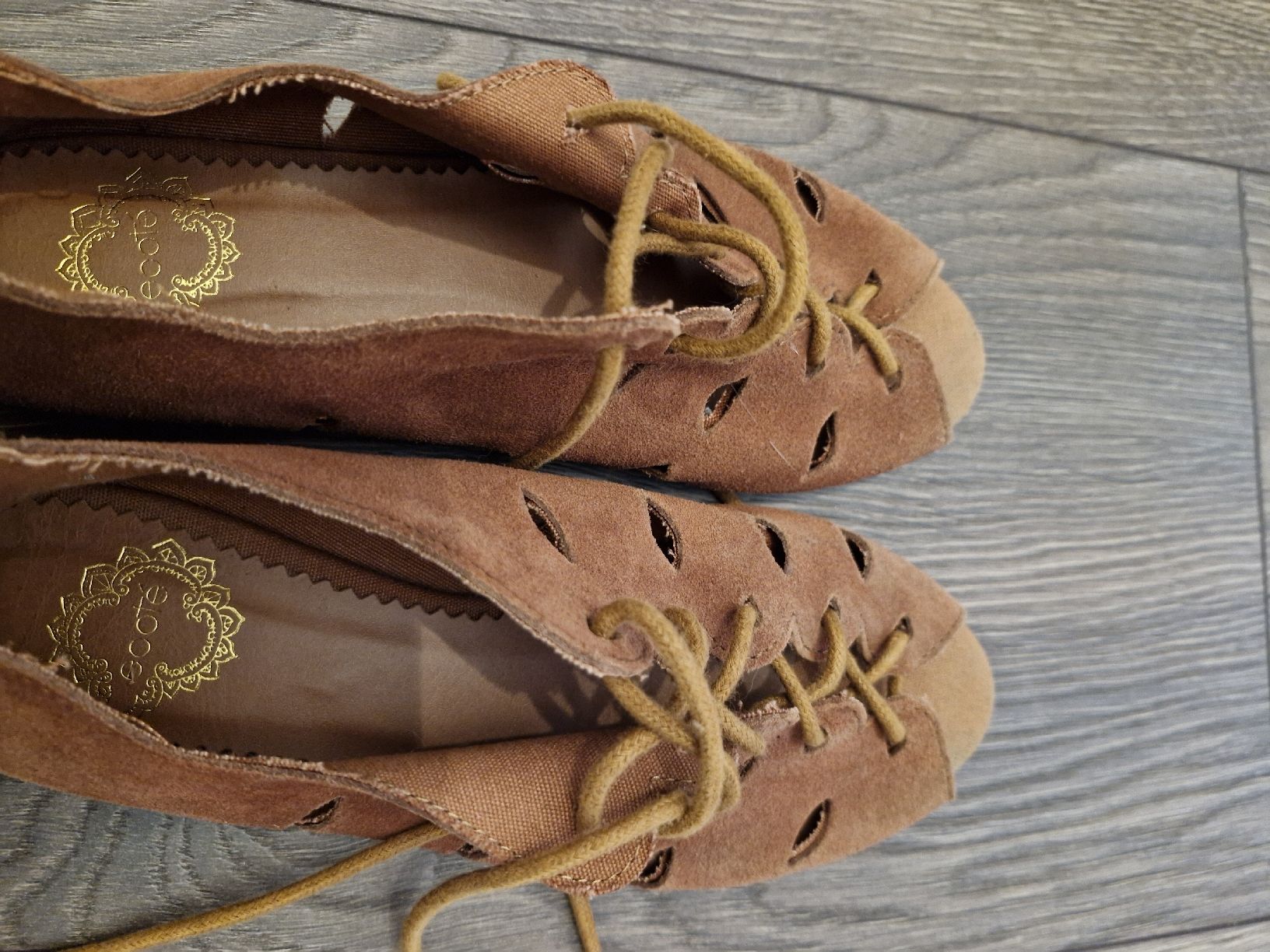 Scarpe da donna: Süsse Sommerschuhe – Usato da Breitenbach venduto da sabrinaa95 2