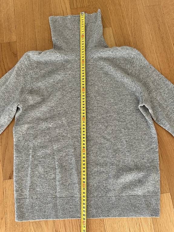 Uniqlo Pullover & Sweatshirts: Kaschmir Rollkragenpullover in grau, UNIQLO, Größe S – Gebraucht aus Zug von dhe_8lxn 4