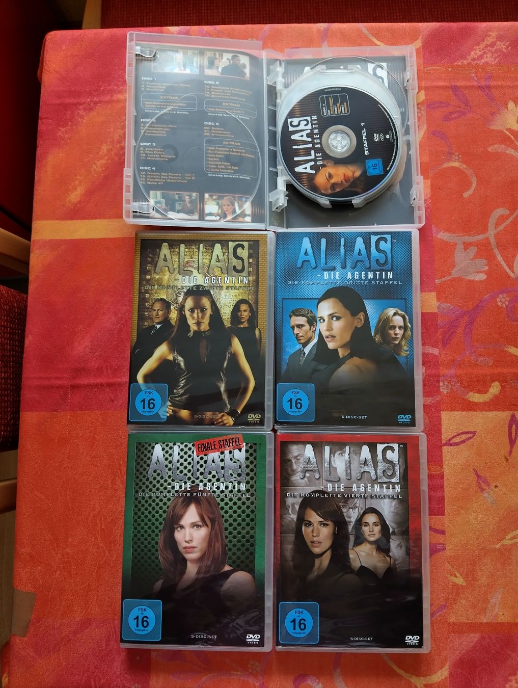 Tutti i DVDs: ALIAS  Komplettbox  Deutsch – Usato da Rüschlikon venduto da Schildchroetli 1