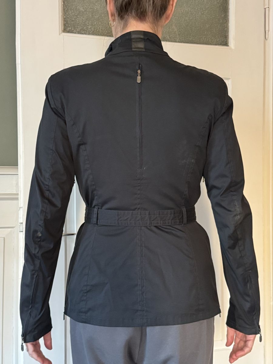 Belstaff Jacken: Belstaff Damen-Windjacke, dunkelblau Größe M – Gebraucht aus Zürich von Albis37 4