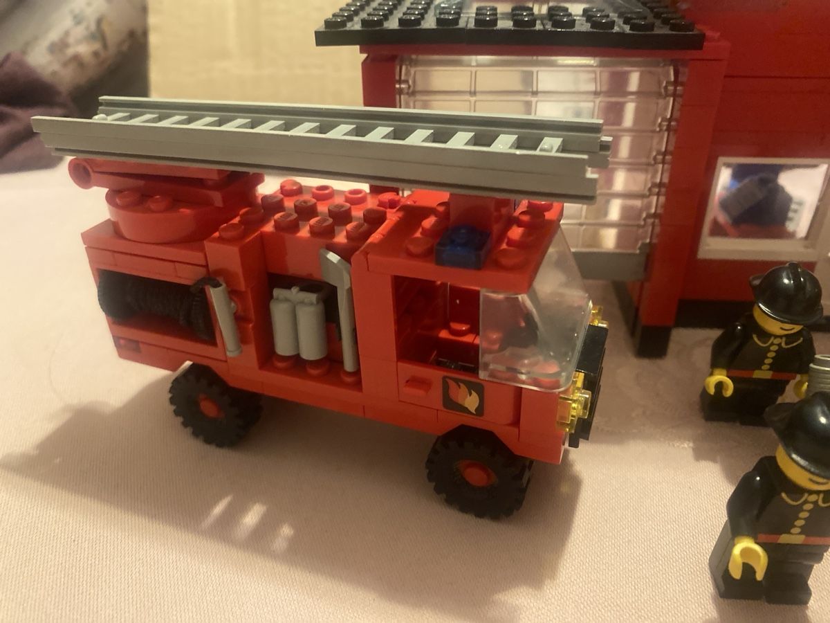 Lego Kit di costruzioni: Lego 6382 Feuerwehr  – Usato da Zürich venduto da Manuelemilie 2