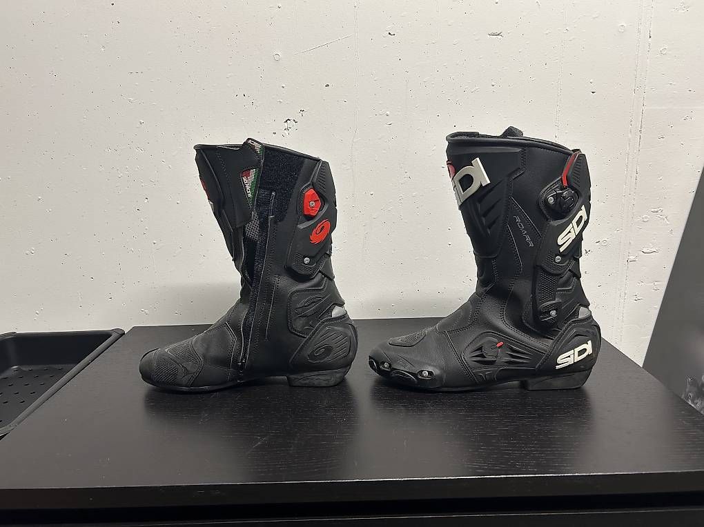 Scarpe da uomo: SIDI ROARR Motorradstiefel Grösse 44 – Usato da Männedorf venduto da tak_b2tq 2