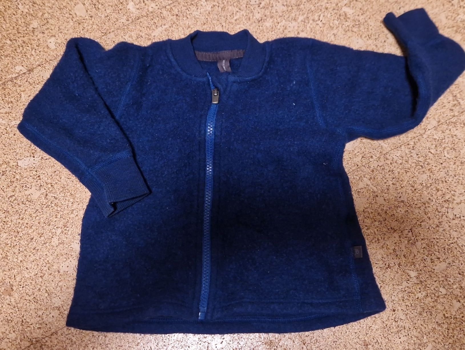 Giacche & Cappotti: Dilling Wollfleece Jacke Dunkelblau Grösse 86 – Usato da Rebstein venduto da thurnani