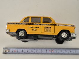 New York Taxi Checker Cab 1:43 Auto Spielzeug Sammlerstück