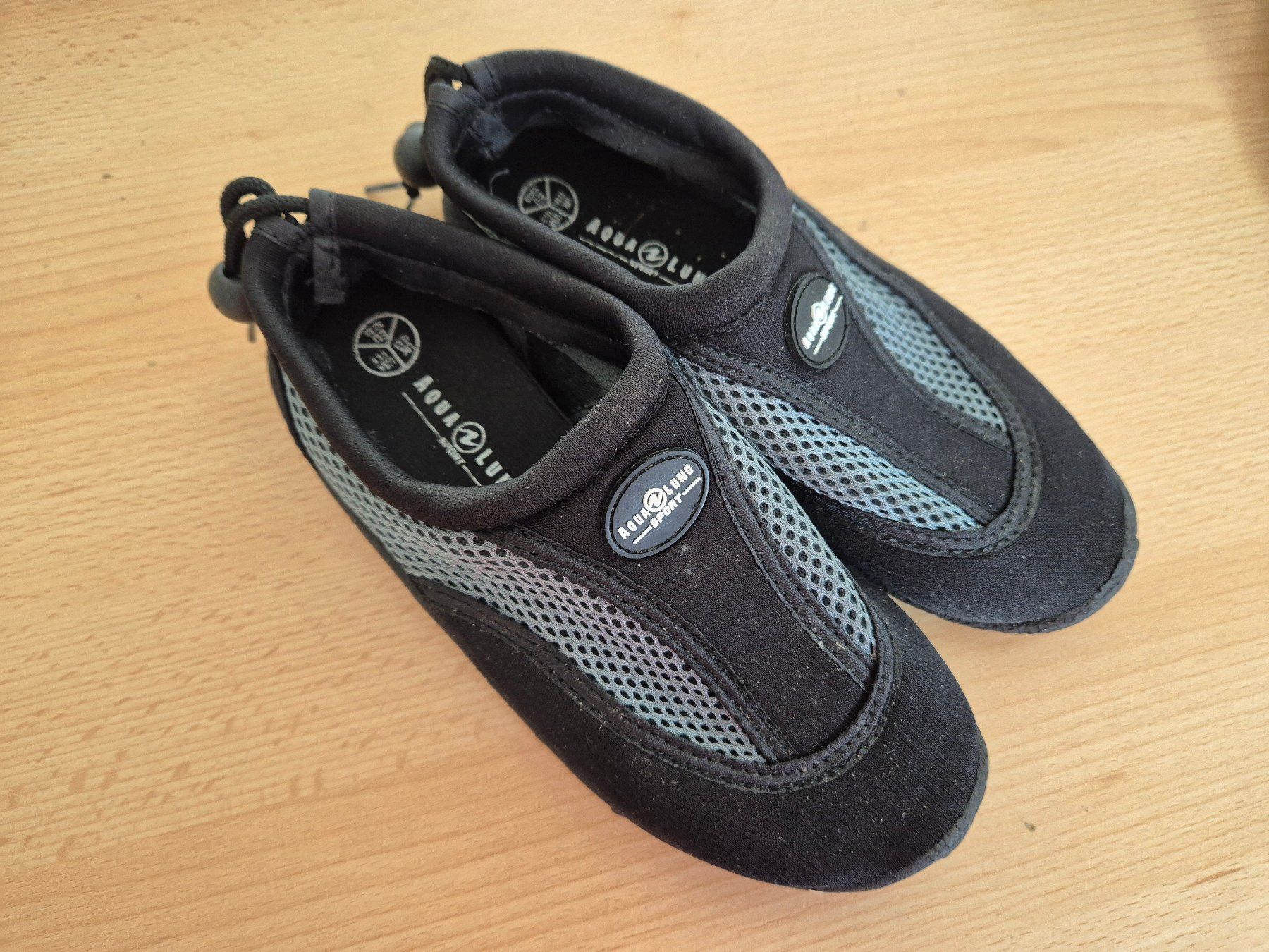 Scarpe per ragazzi: Badeschuhe Grösse 32/33 – Usato da Wittenbach venduto da MOW9