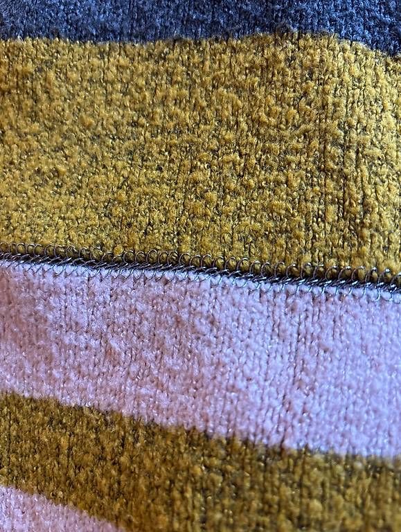Tom Tailor Pullover & Sweatshirts: Pullover mit feinen Metallnähten Tom Tailor XL – Gebraucht aus Baden von Chrisenft 3