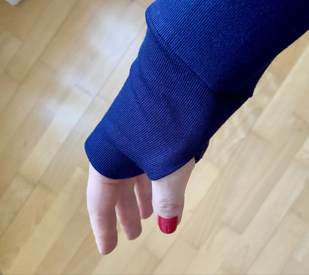 Top: Navy Blue Long Sleeve Top - Size S – Nuovo (secondo la descrizione) da Zollikerberg venduto da mvm_68rc 2