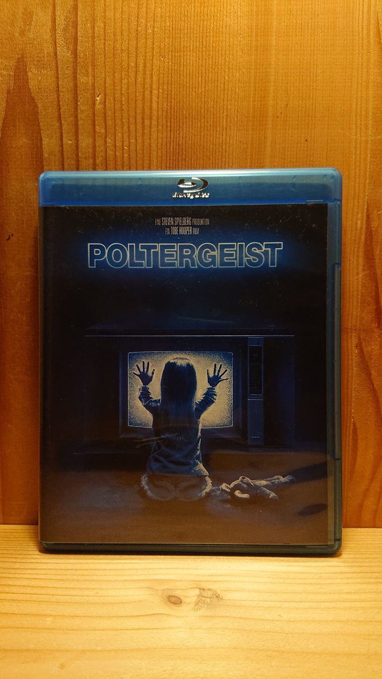 Tutti i DVDs: POLTERGEIST Blu-Ray – Usato da Wilderswil venduto da Exebub