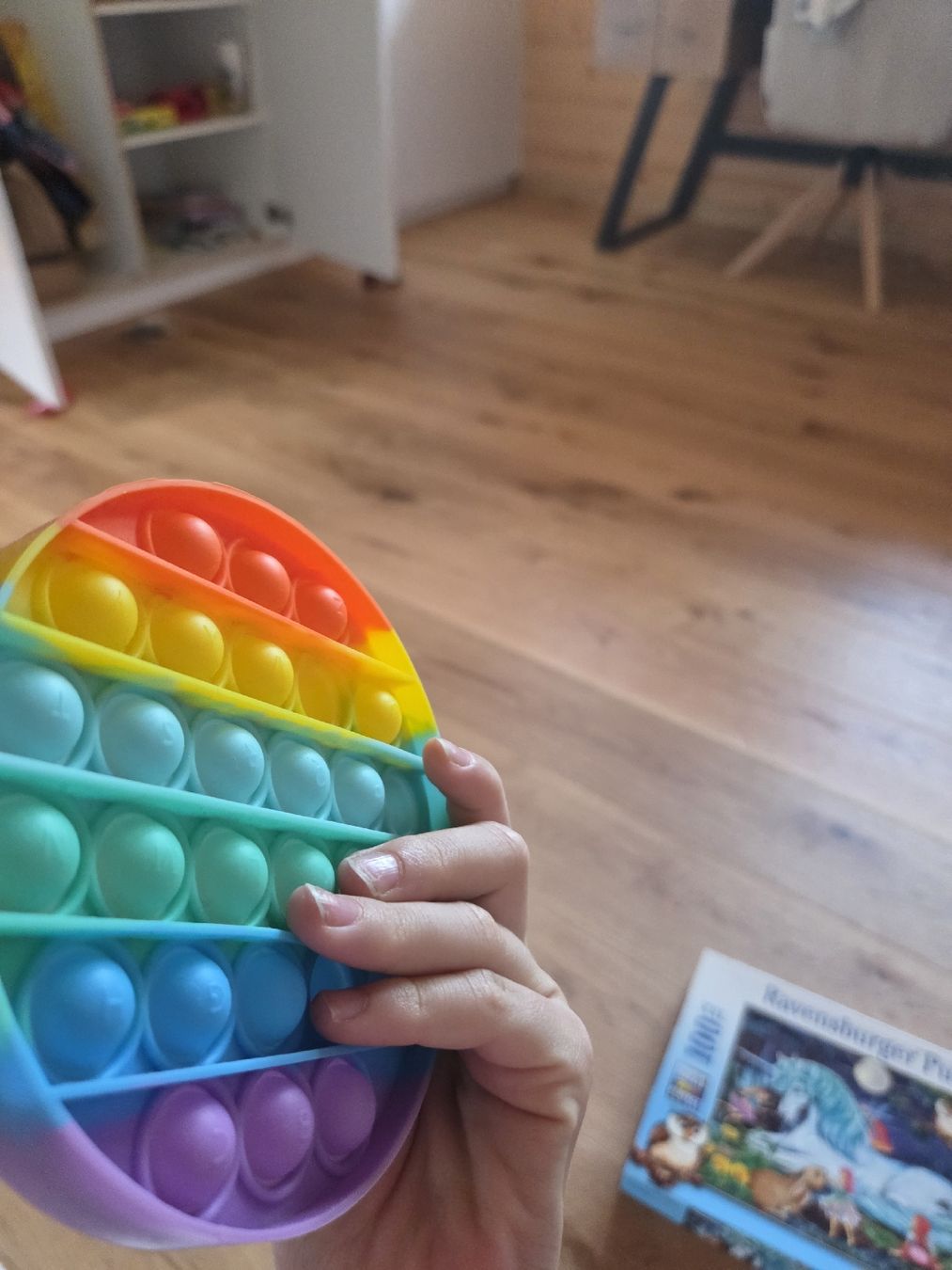 Giocattoli: Pop It Regenbogen Regenbogenfarben gebraucht – Usato da Oberbipp venduto da MABU1988 1