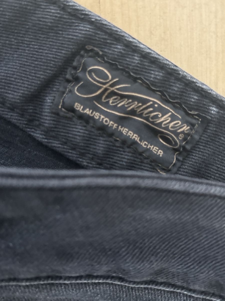 Herrlicher Jeans:  Jeans Herrlicher  schwarz /grau – Gebraucht aus langenthal von rundholz7 4