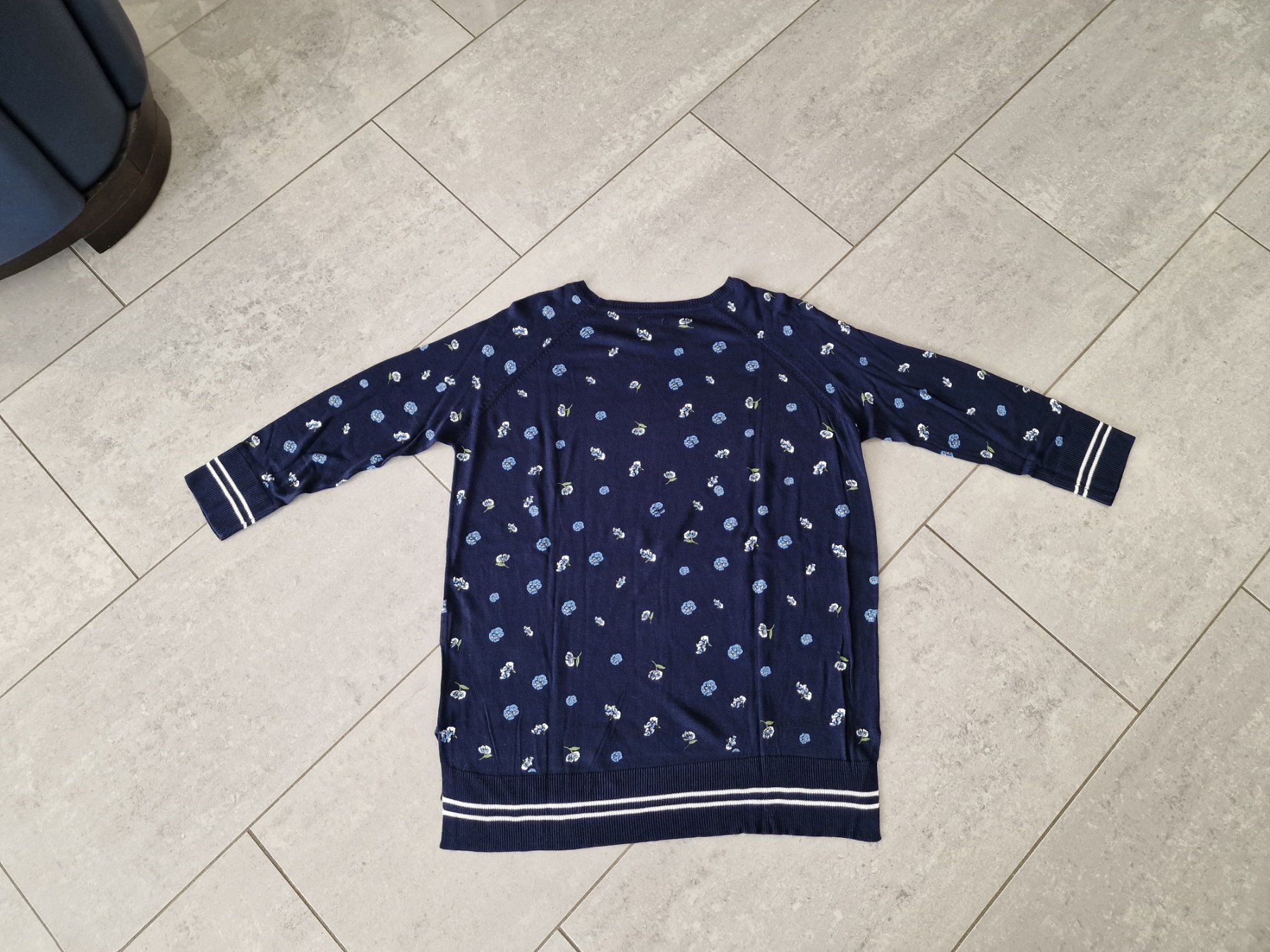 Maglioni & Felpe: NEU Schöner Pullover Dunkelblau von OVS Gr. S – Nuovo (secondo la descrizione) da Wilen b. Wollerau venduto da kaefer88 2