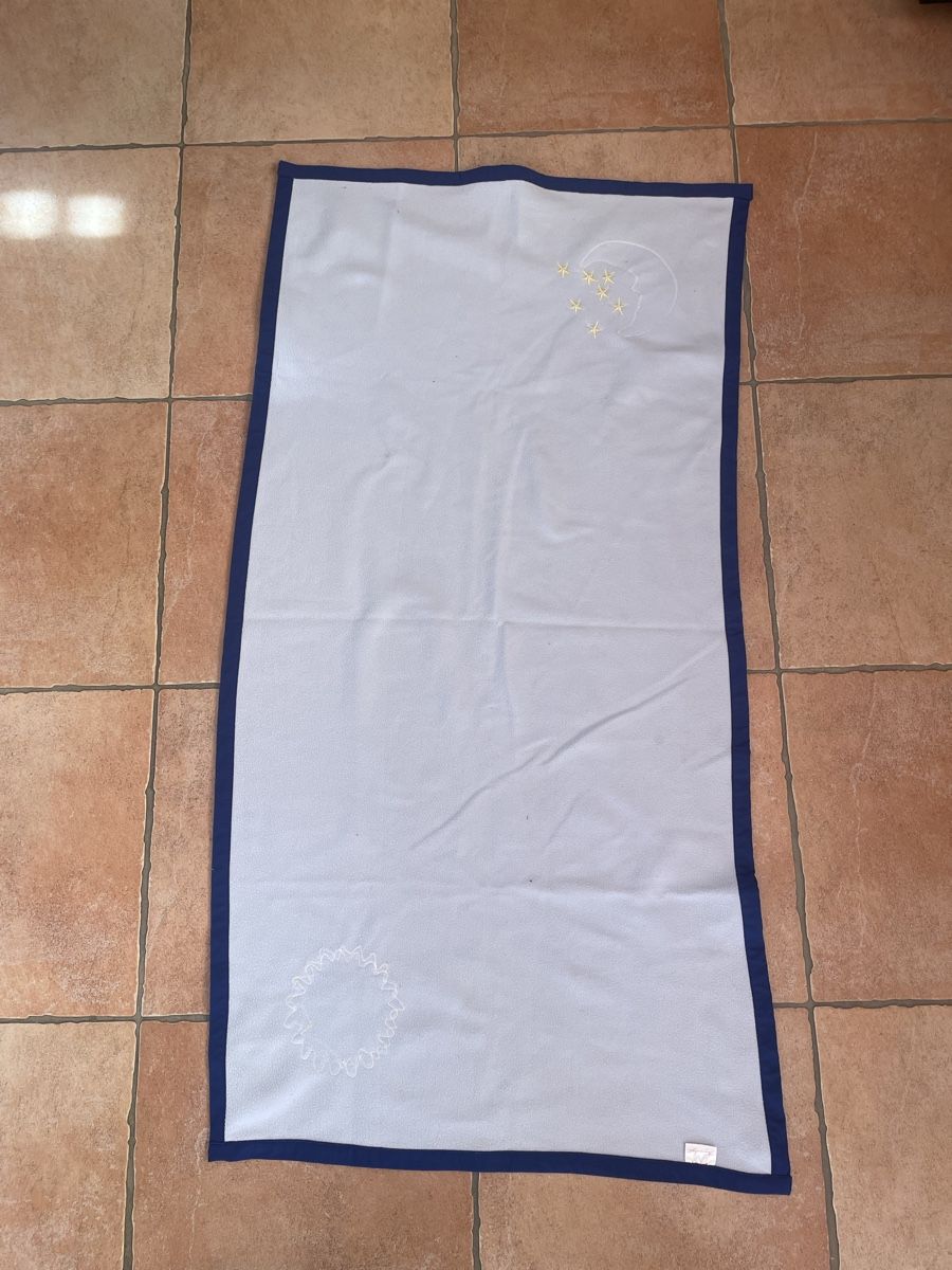 Decken: Couverture polaire brodée lune et étoiles – Neu (gemäss Beschreibung) aus Montana von Jeanne_huggler 2