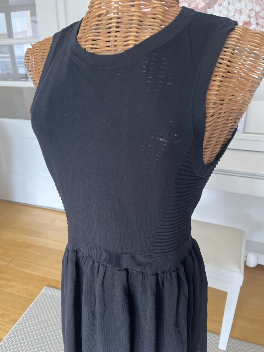 Kleider: Schwarzes Sommerkleid, 36 – Gebraucht aus Solothurn von Bobesch08 1