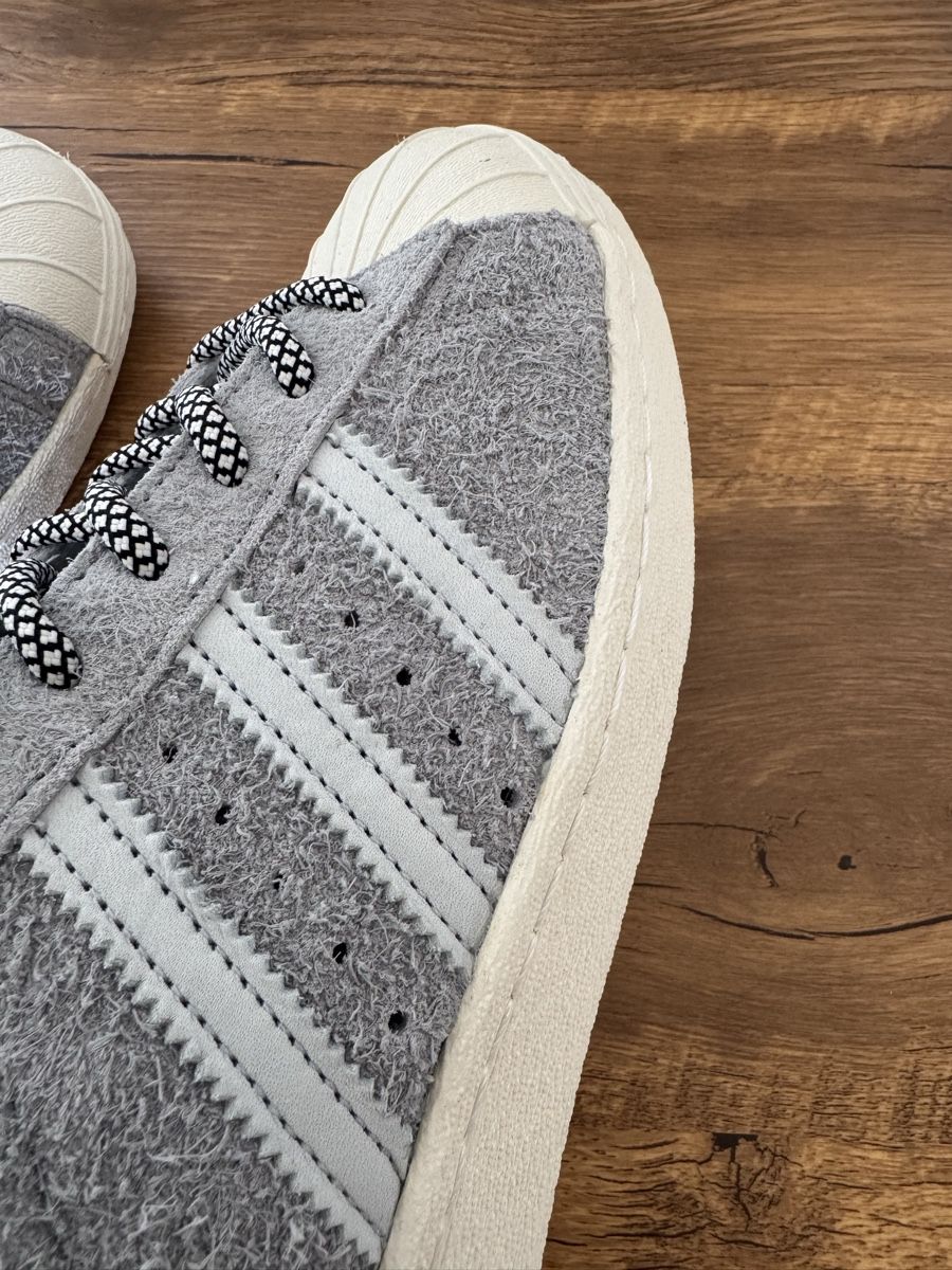 Adidas Scarpe da donna: Baskets Adidas Superstar grises, taille 40 2/3 – Nuovo e nell'imballaggio originale da Brügg BE venduto da Goob 5