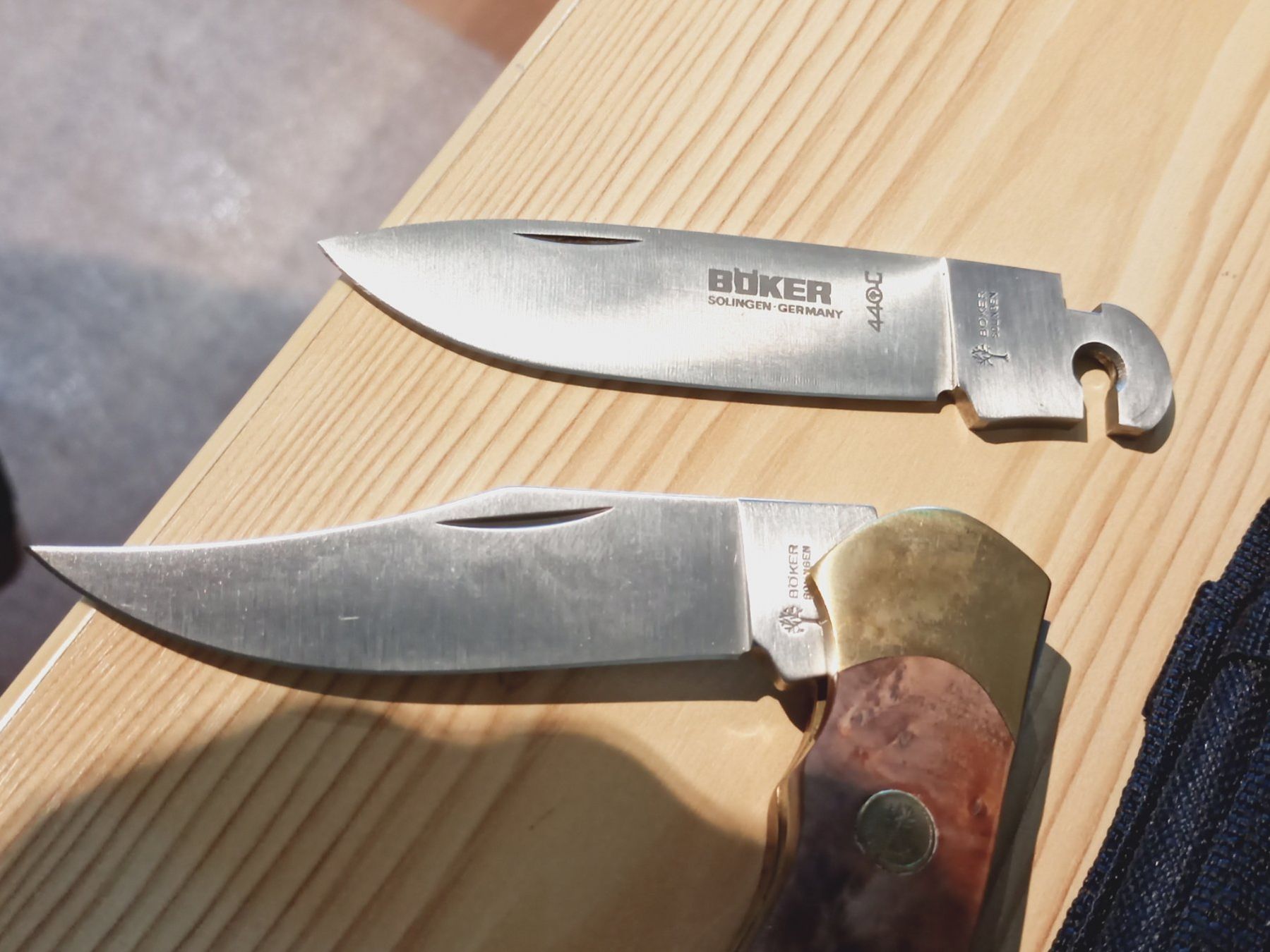 Accessori: Böker "Optima" Thuja Wood 440C – Usato da Tuebach venduto da bac_7kpb 1