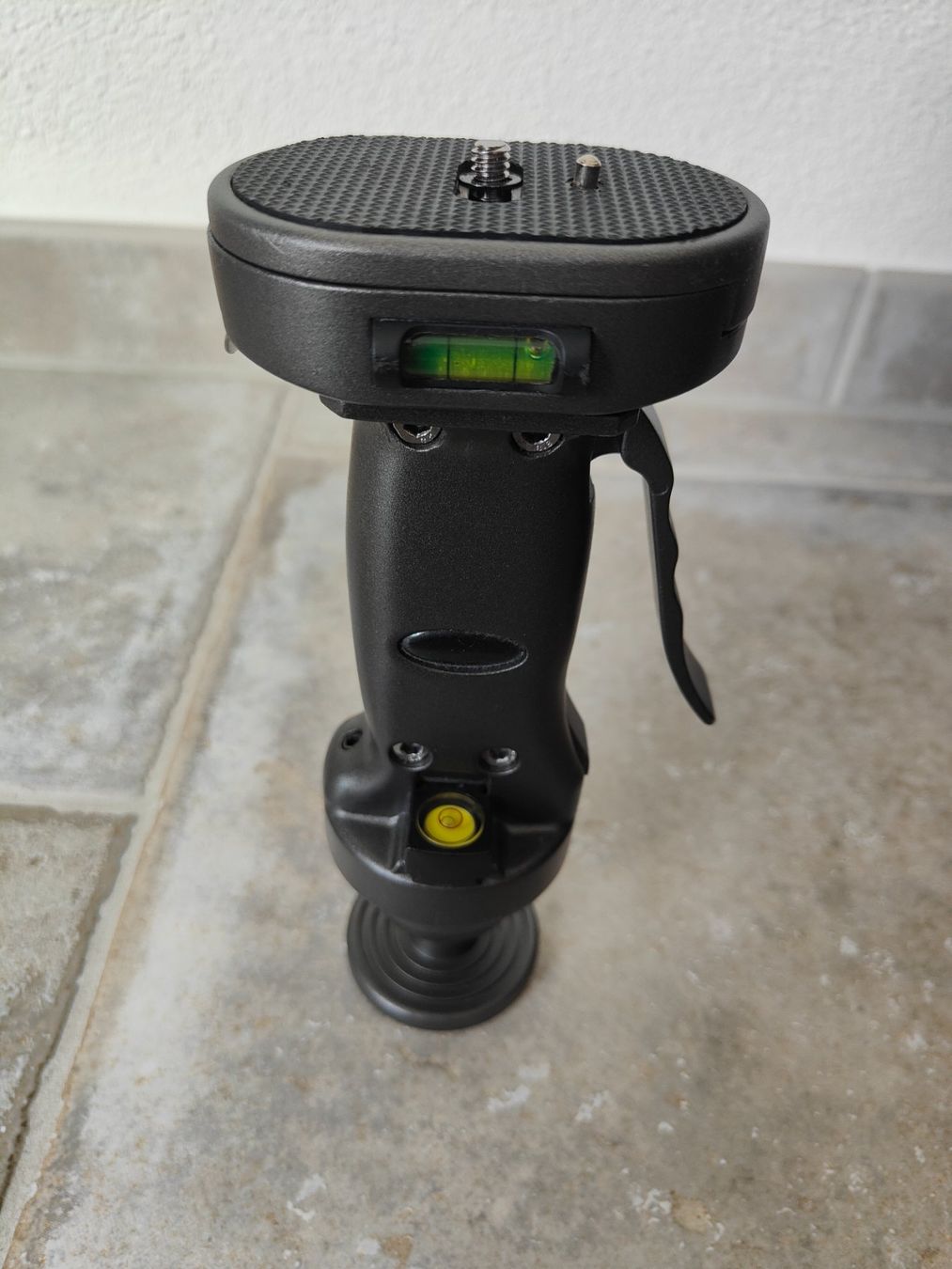 Walimex FT-1502 Pro Monopod 177cm - Stevig aluminium monopod - 10 kg draagvermogen - Fliplock snelsluitingen - Ideaal voor DSLR, DSLM en compacte camera's - Met polsband en tas