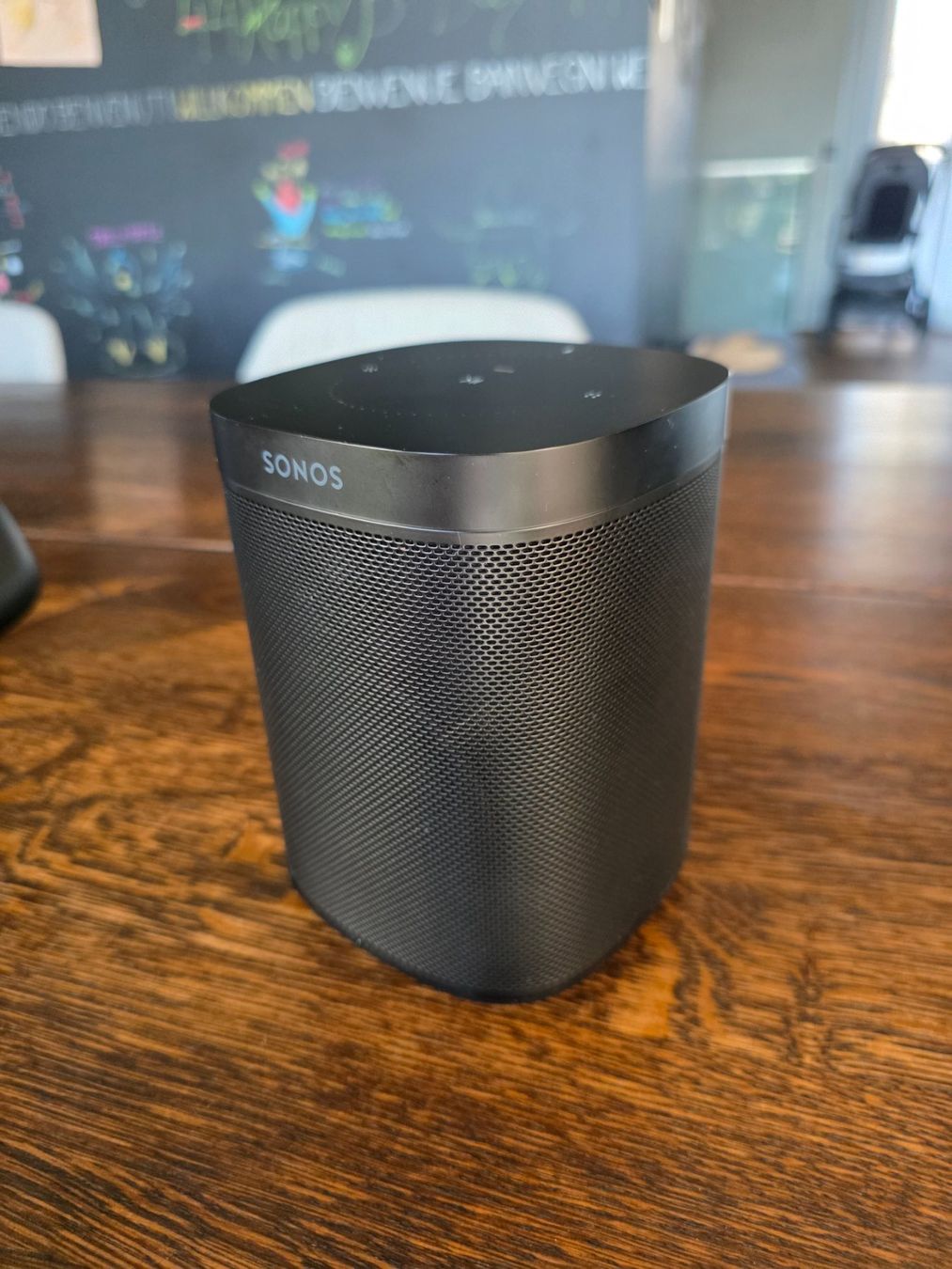 Sonos Casse acustiche: Sonos One Gen 2 Black inkl. Wandhalterung Flexson – Usato da Nänikon venduto da Nova81 2